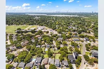 10357 Country Club Drive, Dallas, TX 75218 - Photo 7