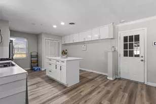 2505 Robin Ln, Garland, TX 75041 - Photo 13