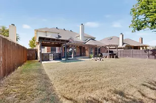 5919 Ridgeway Dr, Grand Prairie, TX 75052 - Photo 27