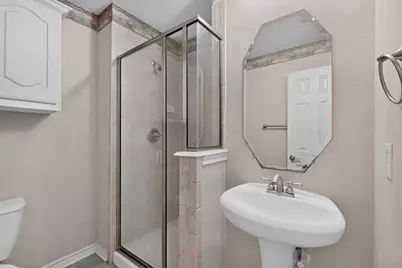 5919 Ridgeway Drive, Grand Prairie, TX 75052 - Photo 13