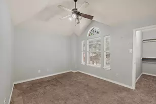 5919 Ridgeway Dr, Grand Prairie, TX 75052 - Photo 23