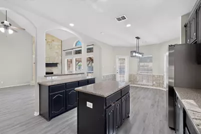 5919 Ridgeway Drive, Grand Prairie, TX 75052 - Photo 15