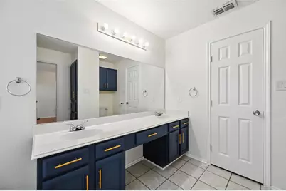 1455 Morrison Drive, Fort Worth, TX 76112 - Photo 11