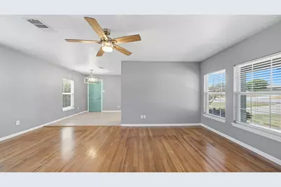 313 W 7th Street, Weatherford, TX 76086 - Photo 7