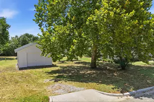 313 W 7th St, Weatherford, TX 76086 - Photo 23