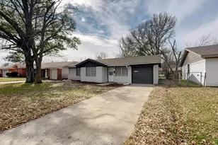 1208 S Benton St, Corsicana, TX 75110 - Photo 1