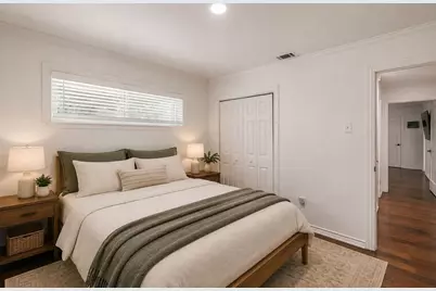 8559 S Mediterranean Circle, Dallas, TX 75238 - Photo 19