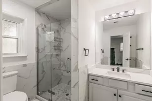 8559 S Mediterranean Cir, Dallas, TX 75238 - Photo 25