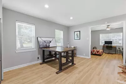 10941 Beauty Lane, Dallas, TX 75229 - Photo 17