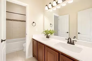 320 Robert Joseph St, Burleson, TX 76028 - Photo 23