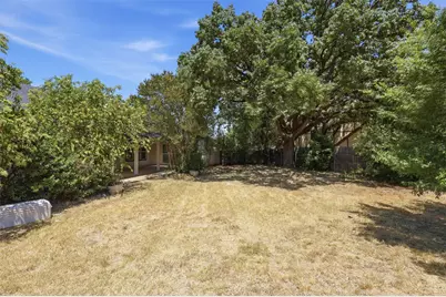 2700 Shadow Wood Court, Arlington, TX 76006 - Photo 31