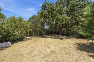 2700 Shadow Wood Ct, Arlington, TX 76006 - Photo 31