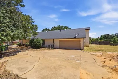 2700 Shadow Wood Court, Arlington, TX 76006 - Photo 29