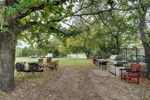 1000 Southeast Pkwy, Azle, TX 76020 - Photo 17