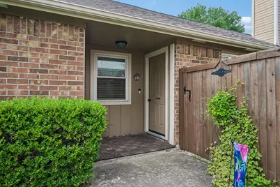924 Ramblewood Drive, Lewisville, TX 75067 - Photo 19