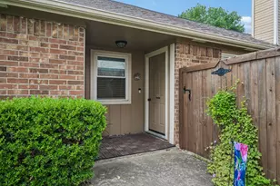 924 Ramblewood Dr, Lewisville, TX 75067 - Photo 19