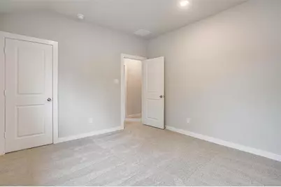 4525 Hogans Alley Drive, Arlington, TX 76001 - Photo 23