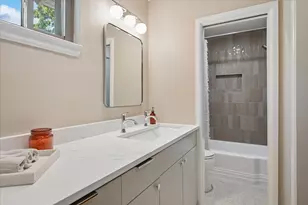 10816 Pinocchio Dr, Dallas, TX 75229 - Photo 17