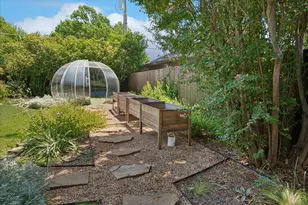 10816 Pinocchio Dr, Dallas, TX 75229 - Photo 29