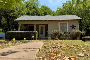 305 Williams Ave, Cleburne, TX 76033 - Photo 1