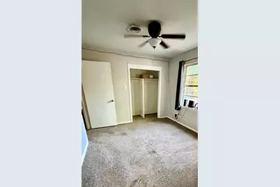 412 E Lovers Lane, Arlington, TX 76010 - Photo 5