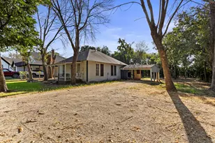 605 S Main, West, TX 76691 - Photo 5