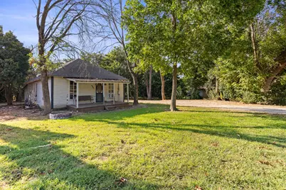 605 S Main, West, TX 76691 - Photo 3