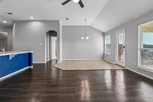 7905 Decoy Dr, Arlington, TX 76002 - Photo 11