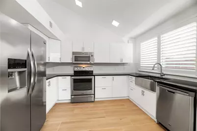 4242 N Capistrano Drive #146, Dallas, TX 75287 - Photo 5