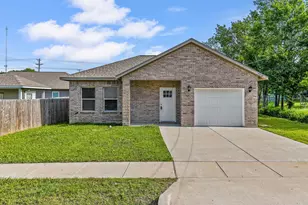 4210 Park St, Greenville, TX 75401 - Photo 1