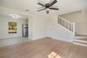 305 N Oak Cliff Blvd, Dallas, TX 75208 - Photo 3
