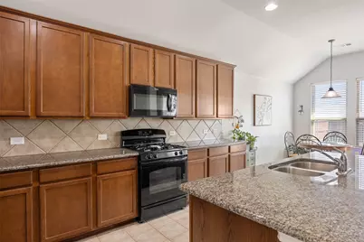 1009 Prairie Heights Drive, Fort Worth, TX 76108 - Photo 13