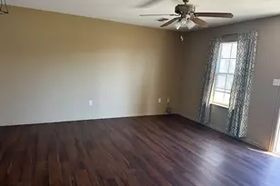 103 S Morrow St, Blue Ridge, TX 75424 - Photo 3
