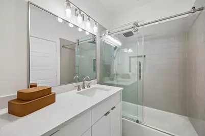 1917 Landon Lane, Dallas, TX 75204 - Photo 25