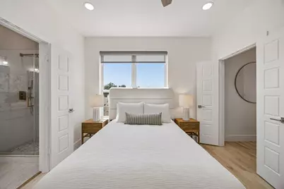 1917 Landon Lane, Dallas, TX 75204 - Photo 13