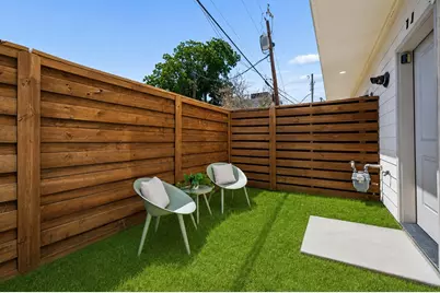 1917 Landon Lane, Dallas, TX 75204 - Photo 31