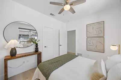 1917 Landon Lane, Dallas, TX 75204 - Photo 23