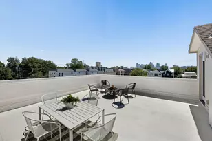 1917 Landon Ln, Dallas, TX 75204 - Photo 27