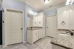 32 N Shore Cir, Waco, TX 76708 - Photo 19