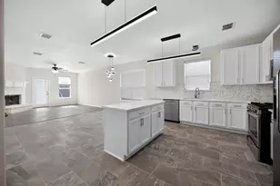 1521 Stanford Dr, Van Alstyne, TX 75495 - Photo 5