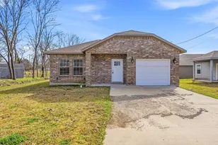 4215 Oneal St, Greenville, TX 75401 - Photo 1