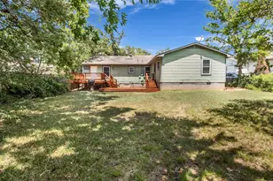1528 W Day St, Denison, TX 75020 - Photo 5