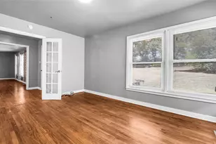 1528 W Day St, Denison, TX 75020 - Photo 9