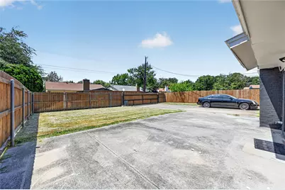 2760 Hollandale Lane, Farmers Branch, TX 75234 - Photo 29