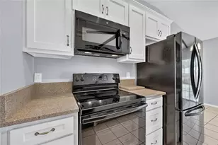 2760 Hollandale Ln, Farmers Branch, TX 75234 - Photo 17