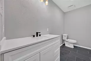 2760 Hollandale Ln, Farmers Branch, TX 75234 - Photo 9