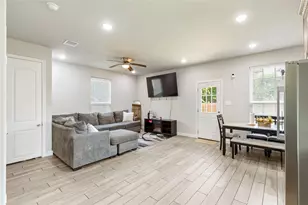 105 Lamar St, Hillsboro, TX 76645 - Photo 7