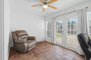 409 W Jefferson St, Wylie, TX 75098 - Photo 7