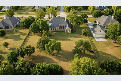 7517 Rodeo Drive, Denton, TX 76208 - Photo 37