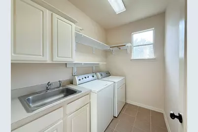 7517 Rodeo Drive, Denton, TX 76208 - Photo 33